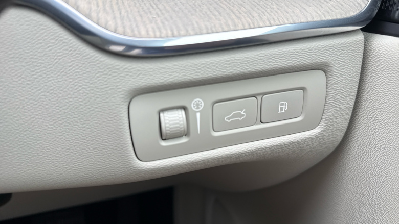 Volvo Xc60 2.0 T6 Recharge PHEV Inscription 5dr AWD Auto Estate